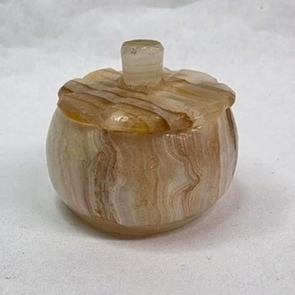 Pill‎ trinket box small pumpkin 2